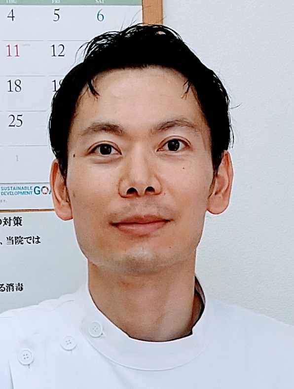 院長　名古屋 貴康